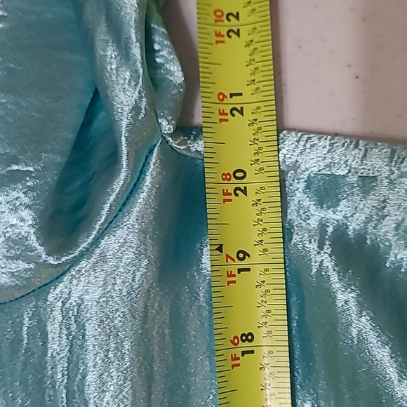 Adrienne women's boutique shiny blue metallic top with tie-front size Small - Picture 8 of 9